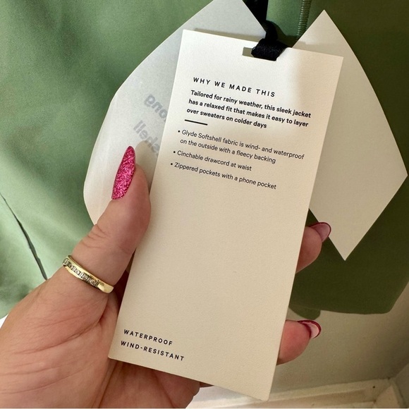 Lululemon Glyde Along Softshell Jacket Fleece Lined Green Twill Size 12 NWT - Picture 11 of 16